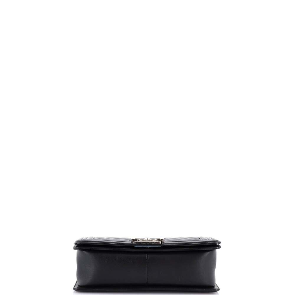 Chanel Boy Flap Bag Chevron Calfskin #260991C42B - Picture 4 of 8